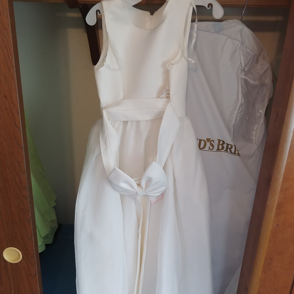 Flower girl dress